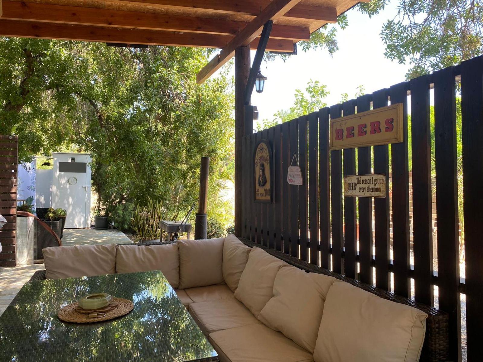 - Magic Bus - Hotel Klorakas Exterior photo